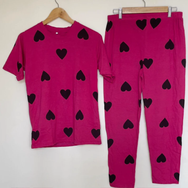 Black Hearts Pink Printed Night Suit